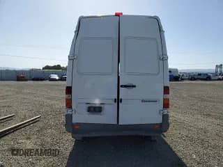 ✅ 2005 Freightliner Sprinter • VIN: WDYPD644X55808602 • Lot: 55554884. Wystawiony na Copart z przebiegiem 275 716 mil. Bezpłatny archiwum sprzedaży aukcyjnych z USA i szczegółowy raport historii pojazdu na DreamBid. Zdjęcie 6.