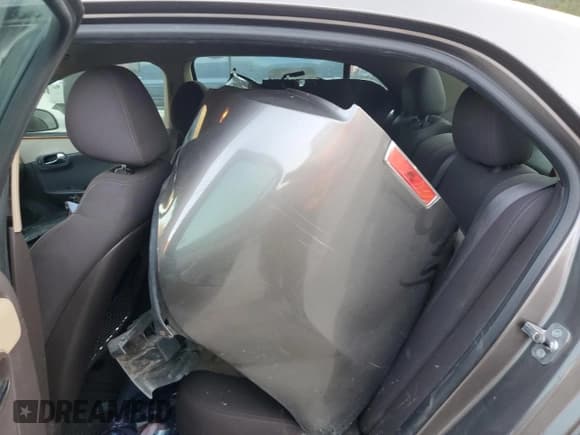 ✅ 2011 Chevrolet Malibu 1LT • VIN: 1G1ZC5EU4BF359660 • Lot: 77860814. Listed on Copart with 136,520 mi. Free auction sales archive from the USA and detailed vehicle history report at DreamBid. Image 11.