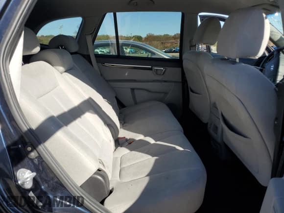 ✅ 2009 Hyundai Santa Fe SE • VIN: 5NMSH73E79H301850 • Lot: 80715334. Listed on Copart with 85,522 mi. Free auction sales archive from the USA and detailed vehicle history report at DreamBid. Image 11.