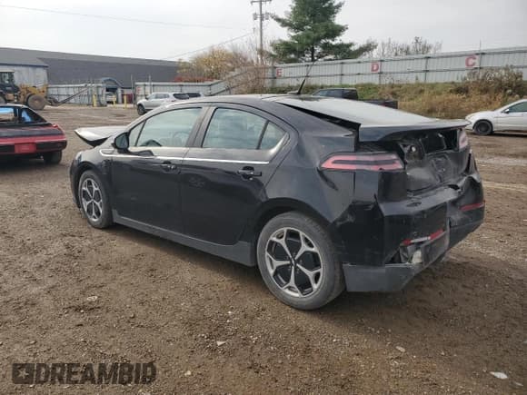 ✅ 2014 Chevrolet Volt • VIN: 1G1RD6E43EU122886 • Lot: 77866244. Wystawiony na Copart z przebiegiem 135 299 mil. Bezpłatny archiwum sprzedaży aukcyjnych z USA i szczegółowy raport historii pojazdu na DreamBid. Zdjęcie 2.