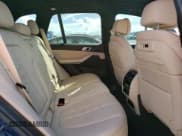 ✅ 2019 BMW X5 xDrive40i • VIN: 5UXCR6C50KLL09111 • Lot: 91275915. Wystawiony na Copart z przebiegiem 59 478 mil. Bezpłatny archiwum sprzedaży aukcyjnych z USA i szczegółowy raport historii pojazdu na DreamBid. Zdjęcie 11.