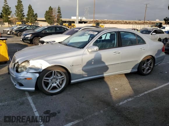 ✅ 2006 Mercedes-Benz E 55 AMG • VIN: WDBUF76J46A876144 • Lot: 89139685. Listed on Copart with 120,863 mi. Free auction sales archive from the USA and detailed vehicle history report at DreamBid. Image 1.