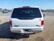 ✅ 2000 Ford Excursion Limited • VIN: 1FMNU42S5YED53957 • Lot: 42007784. Wystawiony na IAAI z przebiegiem 181 876 mil. Bezpłatny archiwum sprzedaży aukcyjnych z USA i szczegółowy raport historii pojazdu na DreamBid. Zdjęcie 16.