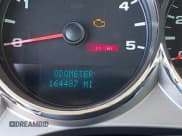 ✅ 2008 Chevrolet Silverado 2500HD 1LT • VIN: 1GCHC23618F132280 • Lot: 41981675. Wystawiony na IAAI z przebiegiem 164 487 mil. Bezpłatny archiwum sprzedaży aukcyjnych z USA i szczegółowy raport historii pojazdu na DreamBid. Zdjęcie 16.