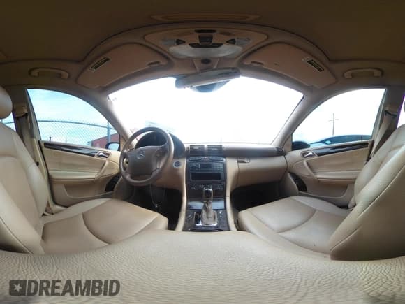 ✅ 2004 Mercedes-Benz C 240 • VIN: WDBRF81J64F448093 • Lot: 42598912. Listed on IAAI with 146,603 mi. Free auction sales archive from the USA and detailed vehicle history report at DreamBid. Image 19.