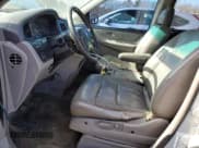✅ 2003 Honda Odyssey EX-L • VIN: 5FNRL18963B068655 • Лот: 43989375. Опубликован ранее на Copart с пробегом 201 998 миль. Бесплатный доступ к архиву аукционных продаж из США и подробный отчёт об истории автомобиля на DreamBid. Изображение 7.