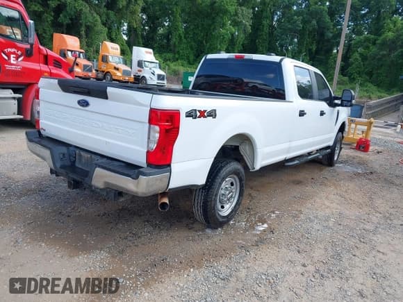 ✅ 2022 Ford F-250 XL • VIN: 1FT7W2B68NEF97337 • Lot: 42020433. Listed on IAAI with 74,361 mi. Free auction sales archive from the USA and detailed vehicle history report at DreamBid. Image 4.