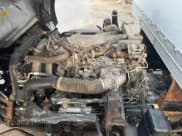 ✅ 2020 Isuzu NRR IBT • VIN: JALE5W169L7301227 • Lot: 65846695. Wystawiony na Copart z przebiegiem 216 393 mil. Bezpłatny archiwum sprzedaży aukcyjnych z USA i szczegółowy raport historii pojazdu na DreamBid. Zdjęcie 7.