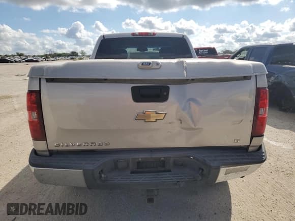 ✅ 2007 Chevrolet Silverado 1500 LTZ • VIN: 2GCEK19JX71647103 • Lot: 72085764. Listed on Copart with 238,432 mi. Free auction sales archive from the USA and detailed vehicle history report at DreamBid. Image 6.