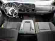 2011 Chevrolet Silverado 1500 LT z VIN 1GCRKSE33BZ370261, wystawiony jako Copart lot #84902345 z przebiegiem 207 304 mil mil oraz Szkoda całkowita • Salvage title. Historia ofert i sprzedaży dostępna na DreamBid. Obrazek 8.