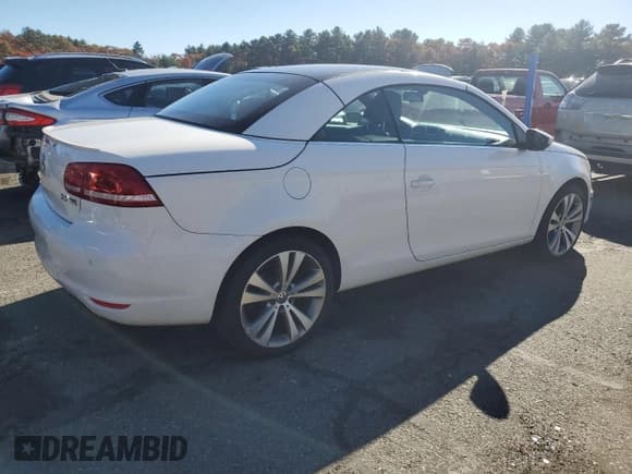 ✅ 2013 Volkswagen Eos Lux • VIN: WVWFW8AH7DV002106 • Lot: 77246174. Wystawiony na Copart z przebiegiem 164 363 mil. Bezpłatny archiwum sprzedaży aukcyjnych z USA i szczegółowy raport historii pojazdu na DreamBid. Zdjęcie 3.