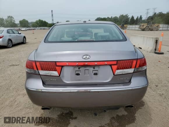 ✅ 2007 Hyundai Azera SE • VIN: KMHFC46FX7A240385 • Лот: 60710185. Размещён на Copart с пробегом 133 626 миль миль. Получите бесплатный доступ к архиву аукционных продаж из США и посмотрите подробный отчёт об истории автомобиля на DreamBid. Изображение 6.