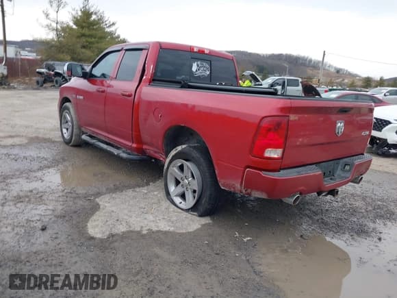 ✅ 2010 Dodge 1500 TRX • VIN: 1D7RV1GT3AS243814 • Lot: 41650041. Wystawiony na IAAI z przebiegiem 170 512 mil. Bezpłatny archiwum sprzedaży aukcyjnych z USA i szczegółowy raport historii pojazdu na DreamBid. Zdjęcie 3.