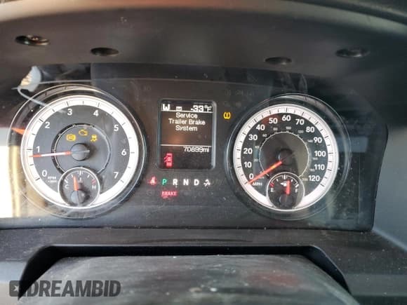 ✅ 2022 Ram 1500 Tradesman • VIN: 1C6RR6FG8NS238248 • Lot: 91093505. Wystawiony na Copart z przebiegiem 70 899 mil. Bezpłatny archiwum sprzedaży aukcyjnych z USA i szczegółowy raport historii pojazdu na DreamBid. Zdjęcie 9.
