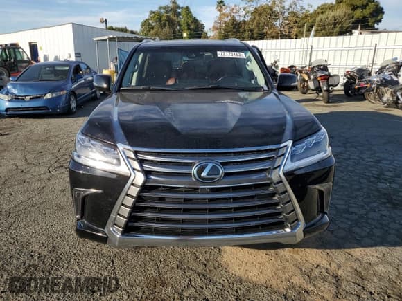 ✅ 2018 Lexus LX 570 • VIN: JTJHY7AX8J4252344 • Lot: 72175163. Wystawiony na Copart z przebiegiem 34 635 mil. Bezpłatny archiwum sprzedaży aukcyjnych z USA i szczegółowy raport historii pojazdu na DreamBid. Zdjęcie 5.
