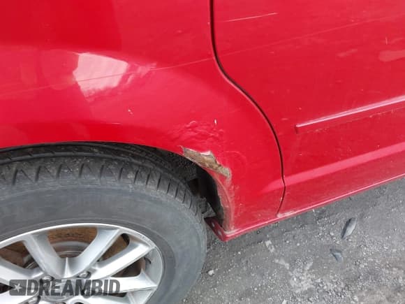 ✅ 2014 Dodge Grand Caravan R/T • VIN: 2C4RDGEG4ER190277 • Lot: 43792194. Listed on IAAI with 200,841 mi. Free auction sales archive from the USA and detailed vehicle history report at DreamBid. Image 6.