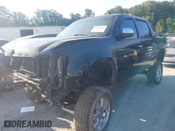 ✅ 2007 Chevrolet Avalanche 1LT • VIN: 3GNFK12377G253234 • Lot: 42930147. Listed on IAAI with 226,173 mi. Free auction sales archive from the USA and detailed vehicle history report at DreamBid. Image 2.