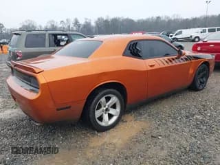 ✅ 2011 Dodge Challenger • VIN: 2B3CJ4DG5BH605530 • Lot: 41437632. Wystawiony na IAAI z przebiegiem 139 992 mil. Bezpłatny archiwum sprzedaży aukcyjnych z USA i szczegółowy raport historii pojazdu na DreamBid. Zdjęcie 4.