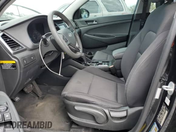 2017 Hyundai Tucson SE z VIN KM8J23A48HU262124, wystawiony jako Copart lot #80371885 z przebiegiem 160 361 mil mil oraz Szkoda całkowita • Salvage title. Historia ofert i sprzedaży dostępna na DreamBid. Obrazek 7.