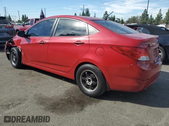 ✅ 2013 Hyundai Accent GLS • VIN: KMHCT4AE5DU392408 • Лот: 75904884. Опубликован ранее на Copart с пробегом 149 053 миль. Бесплатный доступ к архиву аукционных продаж из США и подробный отчёт об истории автомобиля на DreamBid. Изображение 2.