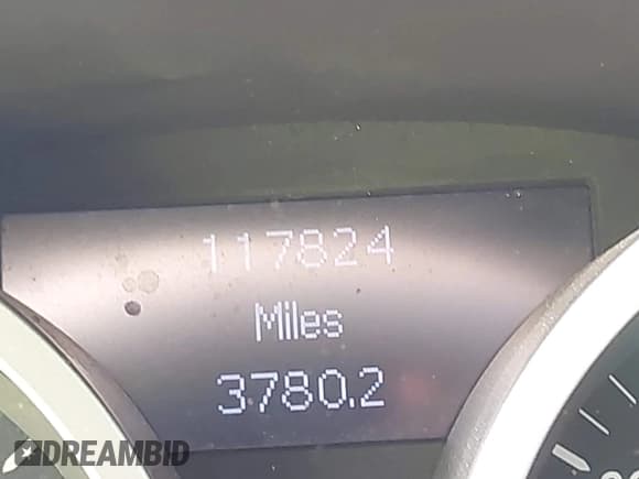 ✅ 2008 Mercedes-Benz SLK 350 • VIN: WDBWK56F38F186671 • Лот: 42748636. Опубликован ранее на IAAI с пробегом 117 824 миль. Бесплатный доступ к архиву аукционных продаж из США и подробный отчёт об истории автомобиля на DreamBid. Изображение 15.