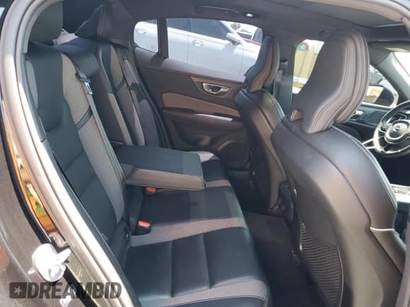 ✅ 2024 Volvo S60 Plus Black Edition • VIN: 7JRL12TH9RG311245 • Lot: 64662565. Listed on Copart with 41,631 mi. Free auction sales archive from the USA and detailed vehicle history report at DreamBid. Image 10.