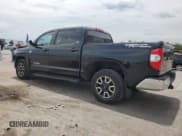 ✅ 2017 Toyota Tundra SR5 • VIN: 5TFEW5F1XHX229225 • Лот: 65557405. Опубликован ранее на Copart с пробегом 133 718 миль. Бесплатный доступ к архиву аукционных продаж из США и подробный отчёт об истории автомобиля на DreamBid. Изображение 2.
