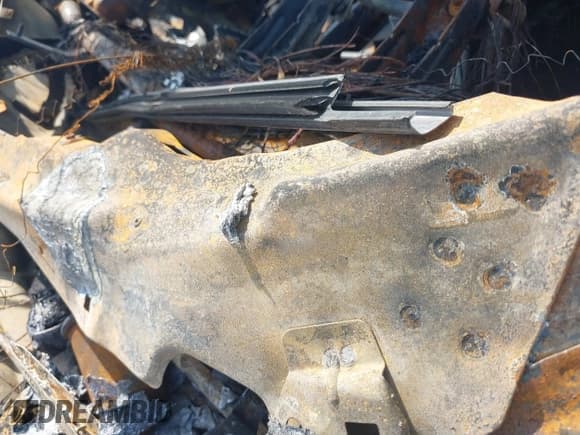 ✅ 2002 Ford F-150 XL • VIN: 2FTPX17Z72CA54329 • Лот: 41913421. Опубликован ранее на IAAI с пробегом Не указан. Бесплатный доступ к архиву аукционных продаж из США и подробный отчёт об истории автомобиля на DreamBid. Изображение 9.