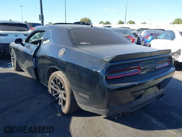 2018 Dodge Challenger T/A 392 with VIN 2C3CDZFJ1JH154627, listed as a IAAI auction lot 41212864 with 61,453 mi miles and . Bid and sale history available at DreamBid. Image 14.