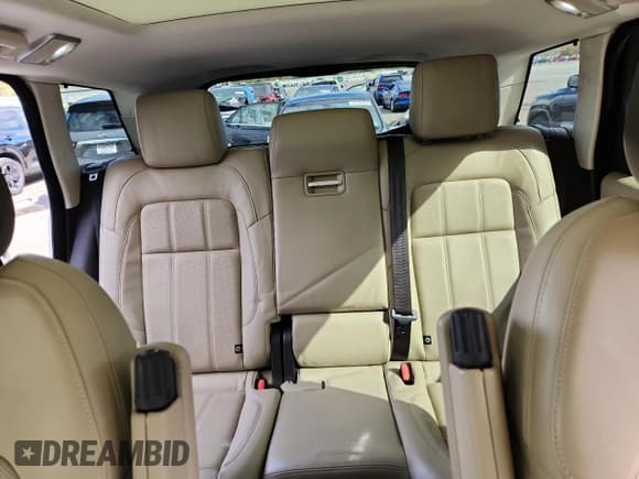 ✅ 2018 Land Rover Range Rover Sport HSE • VIN: SALWR2RK7JA695887 • Lot: 87467145. Wystawiony na Copart z przebiegiem 88 062 mil. Bezpłatny archiwum sprzedaży aukcyjnych z USA i szczegółowy raport historii pojazdu na DreamBid. Zdjęcie 10.