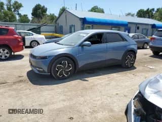 2024 Hyundai Ioniq 5 SE z VIN KM8KM4DEXRU232987, wystawiony jako Copart lot #64094975 z przebiegiem 11 733 mil mil oraz Szkoda całkowita • Salvage title. Historia ofert i sprzedaży dostępna na DreamBid. Obrazek 1.