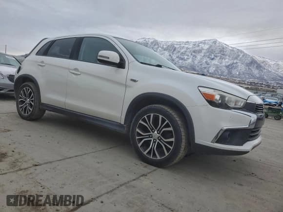 ✅ 2017 Mitsubishi Outlander SE • VIN: JA4AP3AWXHZ063239 • Lot: 94675125. Listed on Copart with 114,644 mi. Free auction sales archive from the USA and detailed vehicle history report at DreamBid. Image 4.
