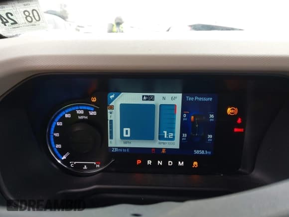 ✅ 2023 Ford Bronco • VIN: 1FMEE5DP6PLB44068 • Lot: 42034403. Wystawiony na IAAI z przebiegiem 5 858 mil. Bezpłatny archiwum sprzedaży aukcyjnych z USA i szczegółowy raport historii pojazdu na DreamBid. Zdjęcie 7.