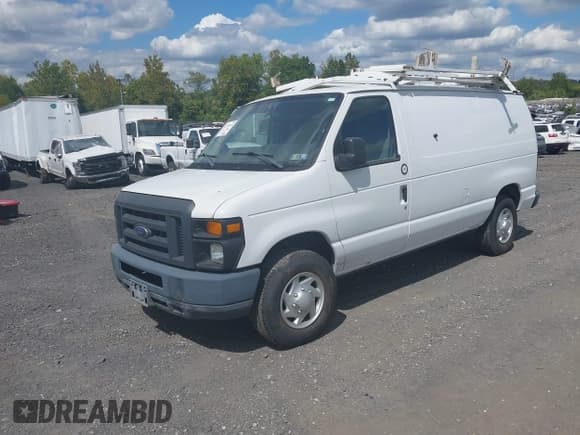 ✅ 2014 Ford Econoline Cargo Commercial • VIN: 1FTNE2EL2EDA35239 • Lot: 42795973. Listed on IAAI with 121,178 mi. Free auction sales archive from the USA and detailed vehicle history report at DreamBid. Image 2.