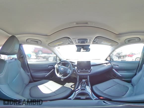 ✅ 2023 Toyota Corolla Cross XLE • VIN: 7MUDAABG9PV076750 • Лот: 51434765. Опубликован ранее на Copart с пробегом Не указан. Бесплатный доступ к архиву аукционных продаж из США и подробный отчёт об истории автомобиля на DreamBid. Изображение 13.