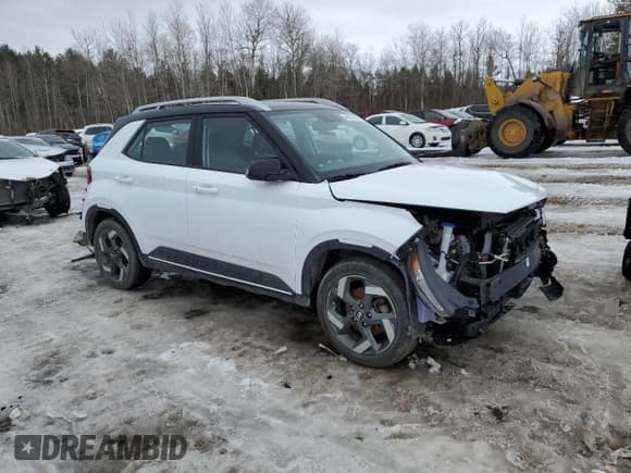 ✅ 2022 Hyundai Venue SEL • VIN: KMHRC8A33NU205829 • Lot: 46024315. Listed on Copart with 82,977 mi. Free auction sales archive from the USA and detailed vehicle history report at DreamBid. Image 4.