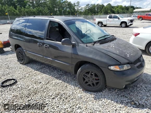 ✅ 1999 Dodge Caravan SE • VIN: 1B4GP44L9XB859556 • Lot: 57126105. Listed on Copart with Not provided. Free auction sales archive from the USA and detailed vehicle history report at DreamBid. Image 4.
