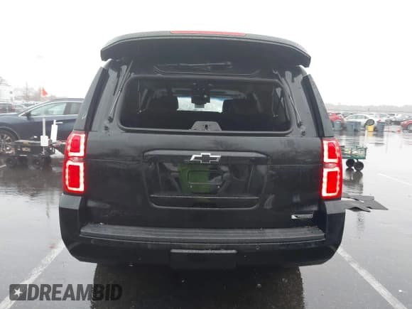 ✅ 2018 Chevrolet Suburban Premier • VIN: 1GNSKJKC7JR184079 • Lot: 43567552. Listed on IAAI with 84,957 mi. Free auction sales archive from the USA and detailed vehicle history report at DreamBid. Image 16.