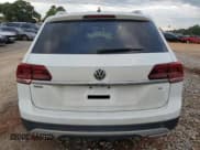 ✅ 2018 Volkswagen Atlas S • VIN: 1V2AR2CA2JC554262 • Lot: 55145595. Wystawiony na Copart z przebiegiem 142 351 mil. Bezpłatny archiwum sprzedaży aukcyjnych z USA i szczegółowy raport historii pojazdu na DreamBid. Zdjęcie 6.