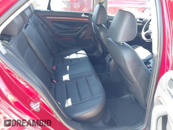 ✅ 2010 Volkswagen Jetta Limited Edition • VIN: 3VWRX7AJ0AM113039 • Lot: 42516546. Listed on IAAI with 220,785 mi. Free auction sales archive from the USA and detailed vehicle history report at DreamBid. Image 8.