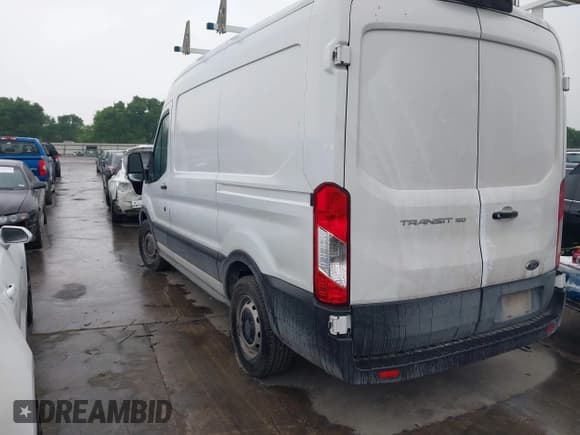 ✅ 2019 Ford Transit • VIN: 1FTYE1CM0KKB38525 • Лот: 41940711. Опубликован ранее на IAAI с пробегом 224 576 миль. Бесплатный доступ к архиву аукционных продаж из США и подробный отчёт об истории автомобиля на DreamBid. Изображение 3.