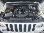 ✅ 2023 Jeep Wrangler Sport S • VIN: 1C4HJXDG9PW618327 • Lot: 55310325. Wystawiony na Copart z przebiegiem 15 318 mil. Bezpłatny archiwum sprzedaży aukcyjnych z USA i szczegółowy raport historii pojazdu na DreamBid. Zdjęcie 11.