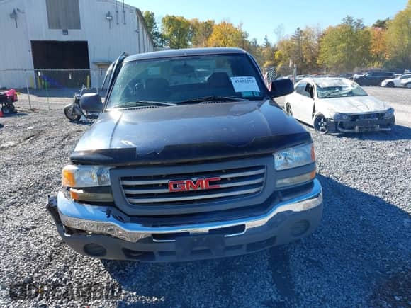 2006 GMC Sierra 1500 Work Truck with VIN 2GTEK19V561309397, listed as a IAAI auction lot 43482253 with 91,050 mi miles and . Bid and sale history available at DreamBid. Image 12.