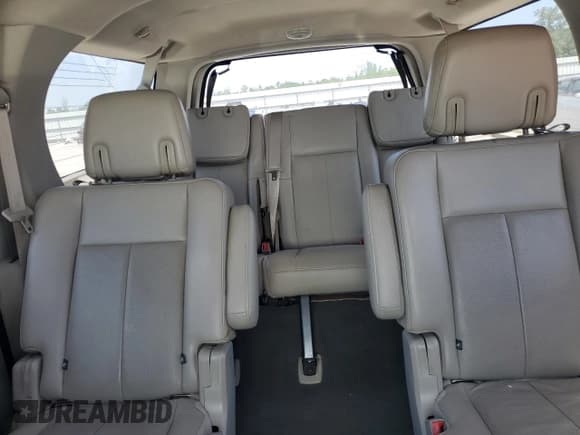 ✅ 2008 Ford Expedition Max Limited • VIN: 1FMFK19578LA70755 • Lot: 54750095. Listed on Copart with 169,916 mi. Free auction sales archive from the USA and detailed vehicle history report at DreamBid. Image 10.