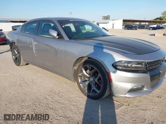 2016 Dodge Charger SXT с VIN 2C3CDXHG7GH285978, выставлен на аукционе IAAI как лот 43235472 с пробегом 183 617 миль миль и . История ставок и продаж доступна на DreamBid. Изображение 18.