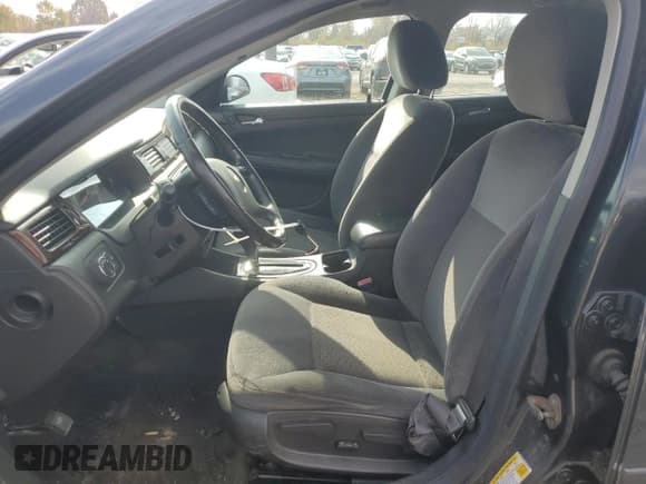 ✅ 2014 Chevrolet Impala LT • VIN: 2G1WB5E35E1160223 • Лот: 78786164. Опубликован ранее на Copart с пробегом 229 040 миль. Бесплатный доступ к архиву аукционных продаж из США и подробный отчёт об истории автомобиля на DreamBid. Изображение 7.