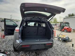 ✅ 2025 Nissan Pathfinder Rock Creek • VIN: 5N1DR3BD9SC240248 • Lot: 85122155. Wystawiony na Copart z przebiegiem 5 026 mil. Bezpłatny archiwum sprzedaży aukcyjnych z USA i szczegółowy raport historii pojazdu na DreamBid. Zdjęcie 6.