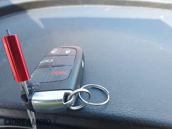 ✅ 2016 Chrysler 200 Limited • VIN: 1C3CCCAB4GN101971 • Lot: 43639487. Listed on IAAI with 111,856 mi. Free auction sales archive from the USA and detailed vehicle history report at DreamBid. Image 11.