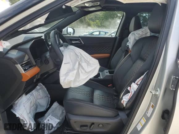 2023 Mitsubishi Outlander SEL z VIN JA4J3VA8XPZ046707, wystawiony jako Copart lot #69420785 z przebiegiem 22 934 mil mil oraz Szkoda całkowita • Salvage title. Historia ofert i sprzedaży dostępna na DreamBid. Obrazek 7.