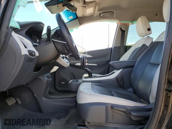 ✅ 2020 Chevrolet Bolt EV Premier • VIN: 1G1FZ6S03L4126987 • Lot: 76580794. Wystawiony na Copart z przebiegiem 37 609 mil. Bezpłatny archiwum sprzedaży aukcyjnych z USA i szczegółowy raport historii pojazdu na DreamBid. Zdjęcie 7.